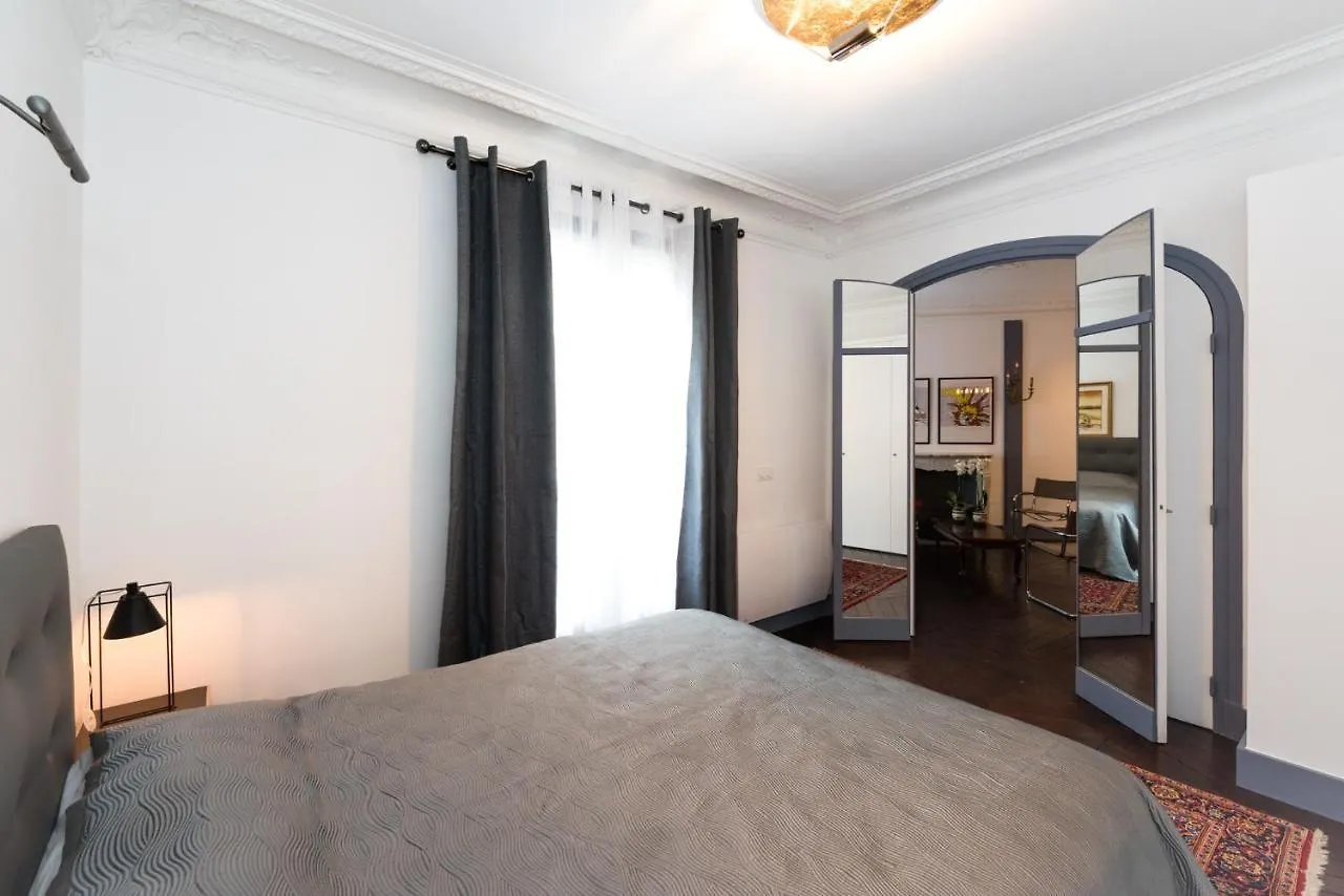 Franklin Roosevelt Hotel Paris